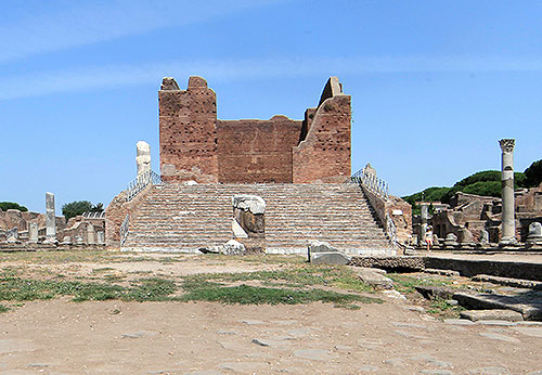 The last stage of Roman Ostia back to life