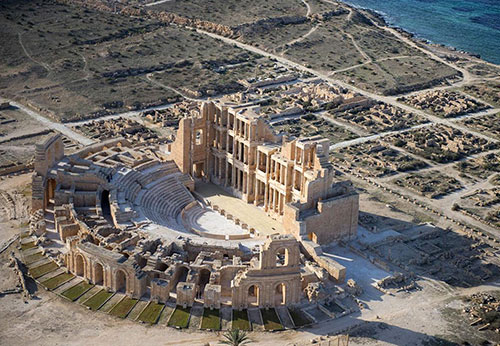 Sabratha and the Colosseum, blood and bloody ties