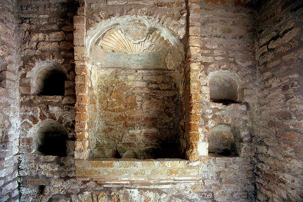 tombe13 03