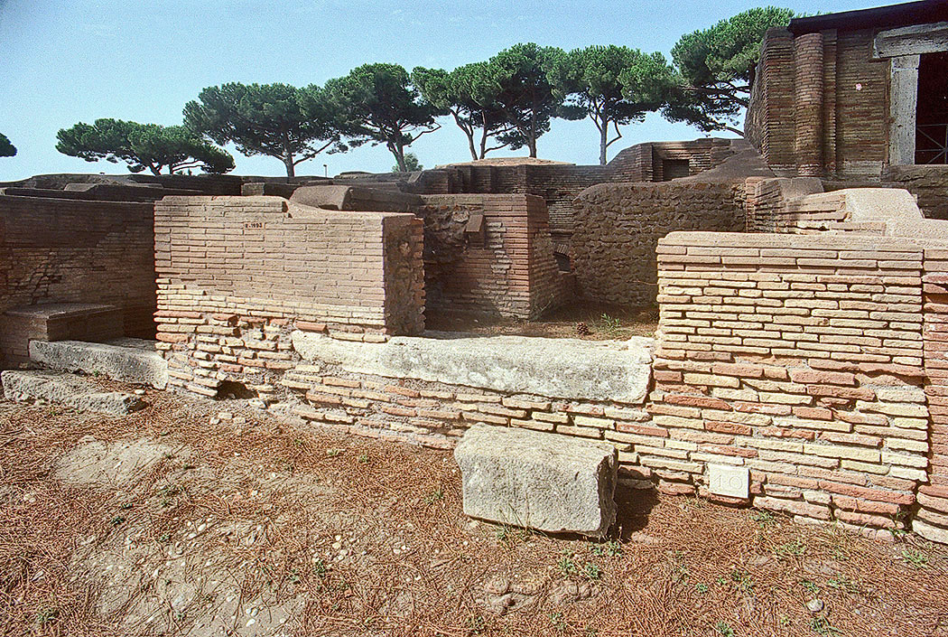 tombe40 01