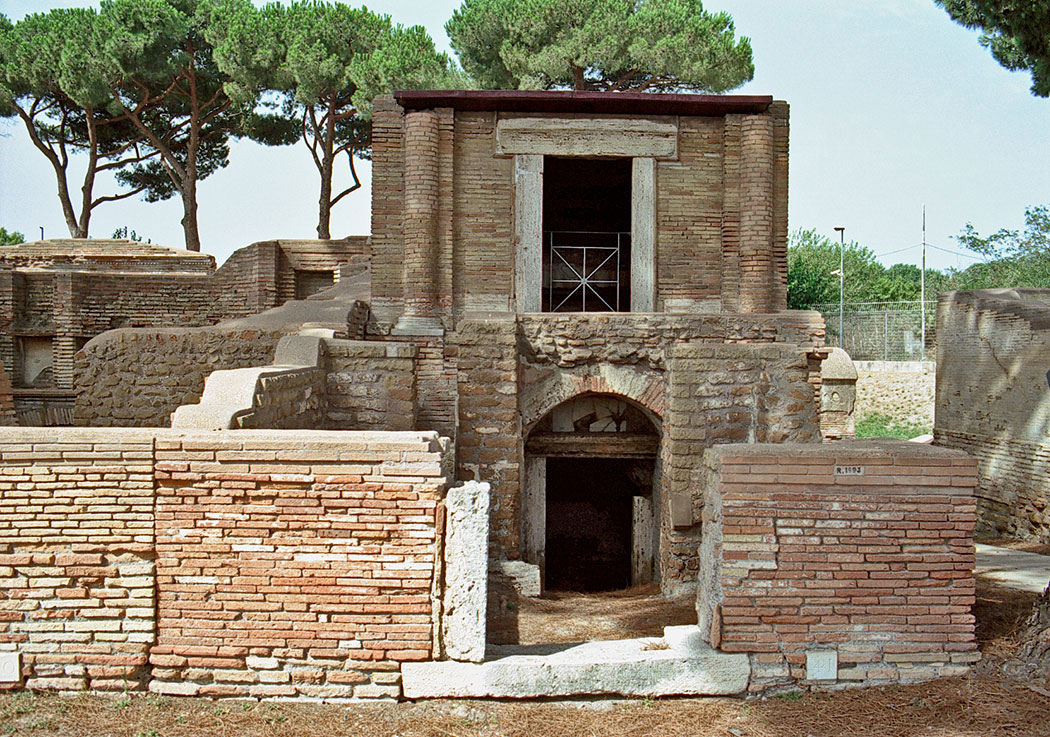 tombe40 01