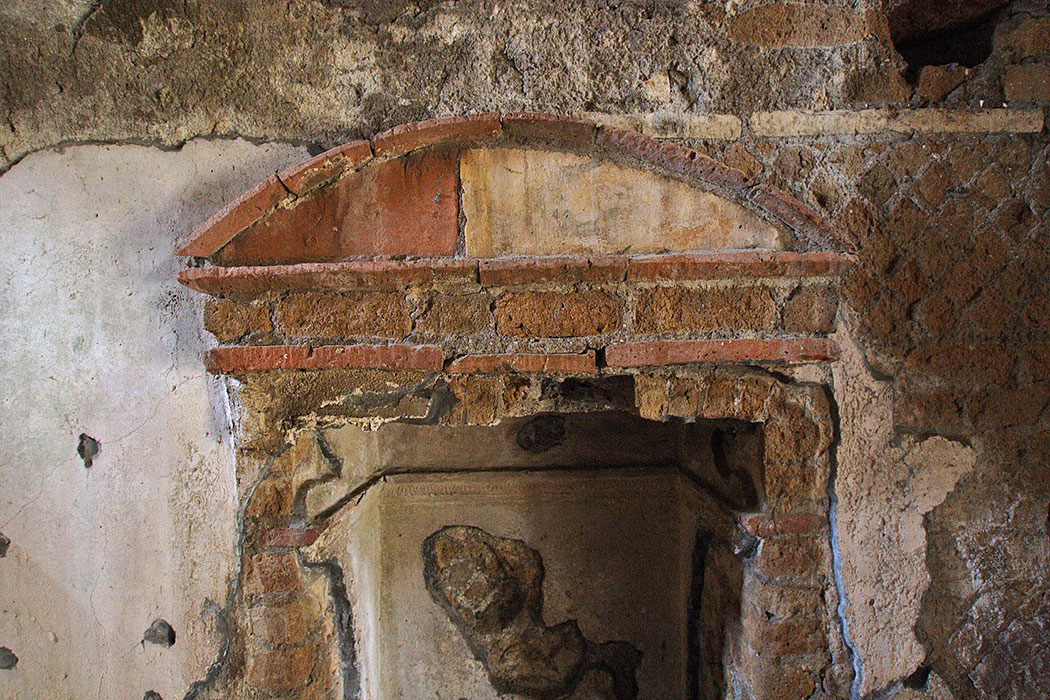 tombe46 05