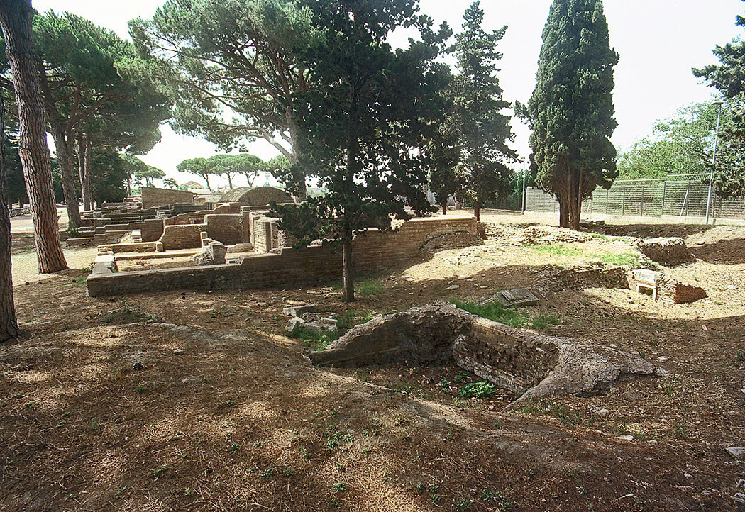 tombe45 01