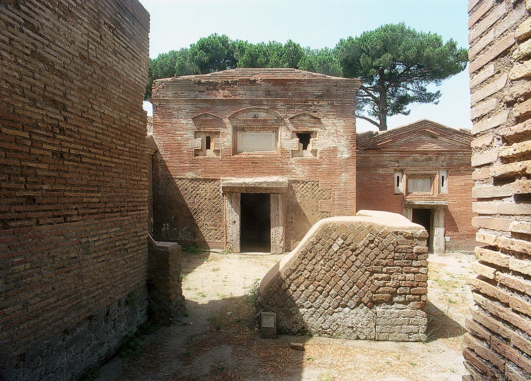 tombe52 01