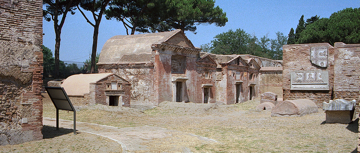 tomb 81 05