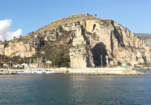 Tarracina, de vierde haven van Trajanus.